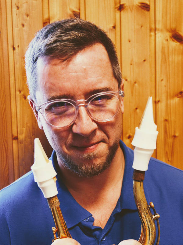 Arpad dennert and his Syos tenor and alto saxophone mouthpieces Arpad dennert and his Syos tenor and alto saxophone mouthpieces
