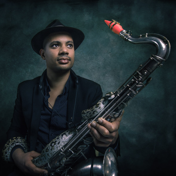 Brice Clausse plays a Syos tenor saxophone mouthpiece Brice Clausse plays a Syos tenor saxophone mouthpiece